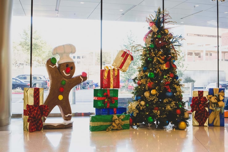 Gingerbread person in christmas display